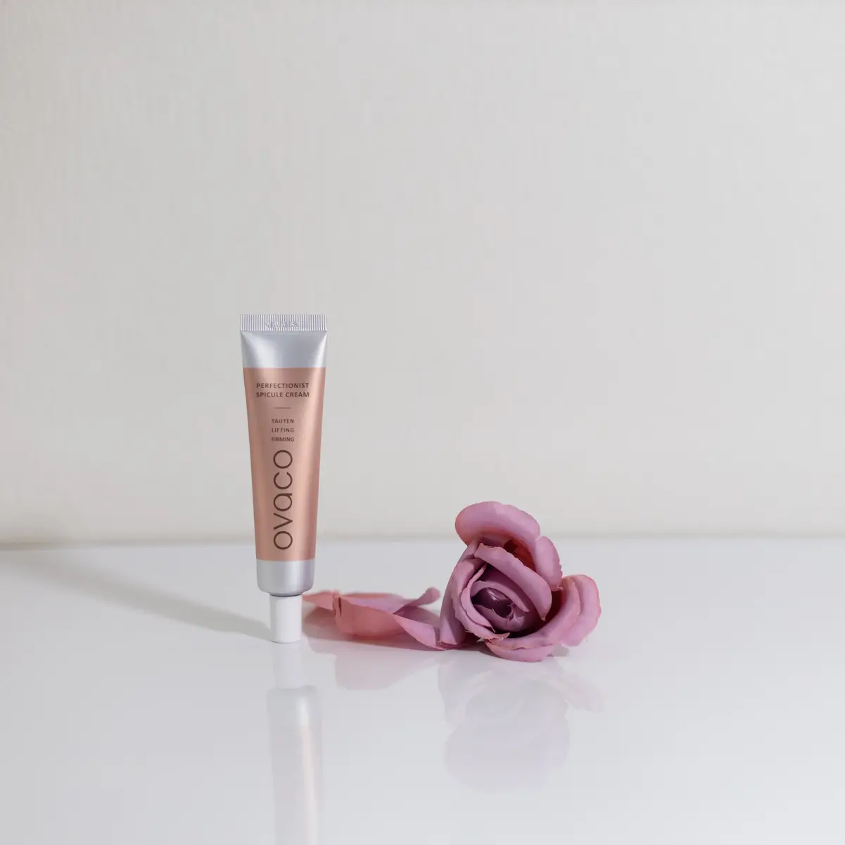 オバコ 極上のスピキュールクリーム - ovaco（オバコ化粧品）【株式